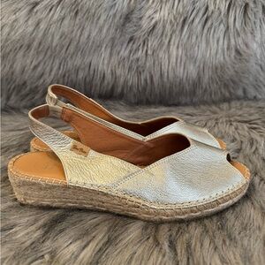 PRICE FIRM Toni Pons Elegant Leather Metallic Espadrille Wedges Size 40
